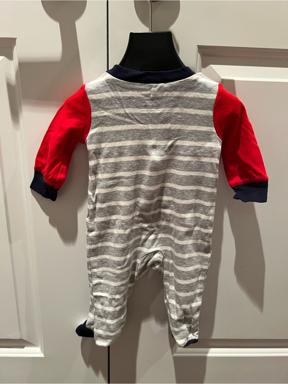 Carter’s Footed Pyjama - Picture 2 of 3
